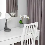Beautiful & Spacious 2 Bedroom Mickiewicza By Renters Puck