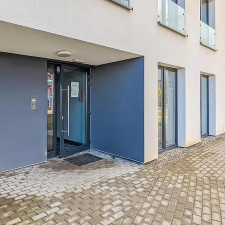 Beautiful & Spacious 2 Bedroom Mickiewicza By Renters *